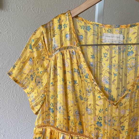 Urban Outfitters Pippa silky chiffon tiered yellow dress - Picture 8 of 13